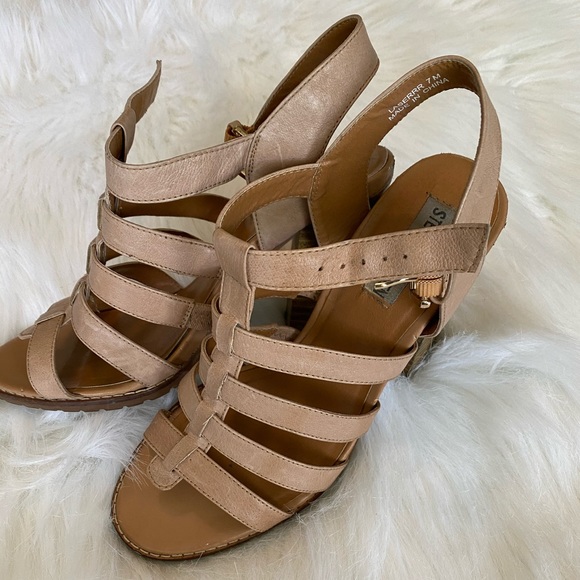 Strappy Steve Madden Heels - Picture 3 of 4